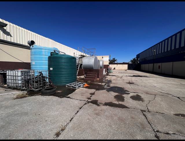 1,450M² FACTORY TO LET IN ALRODE